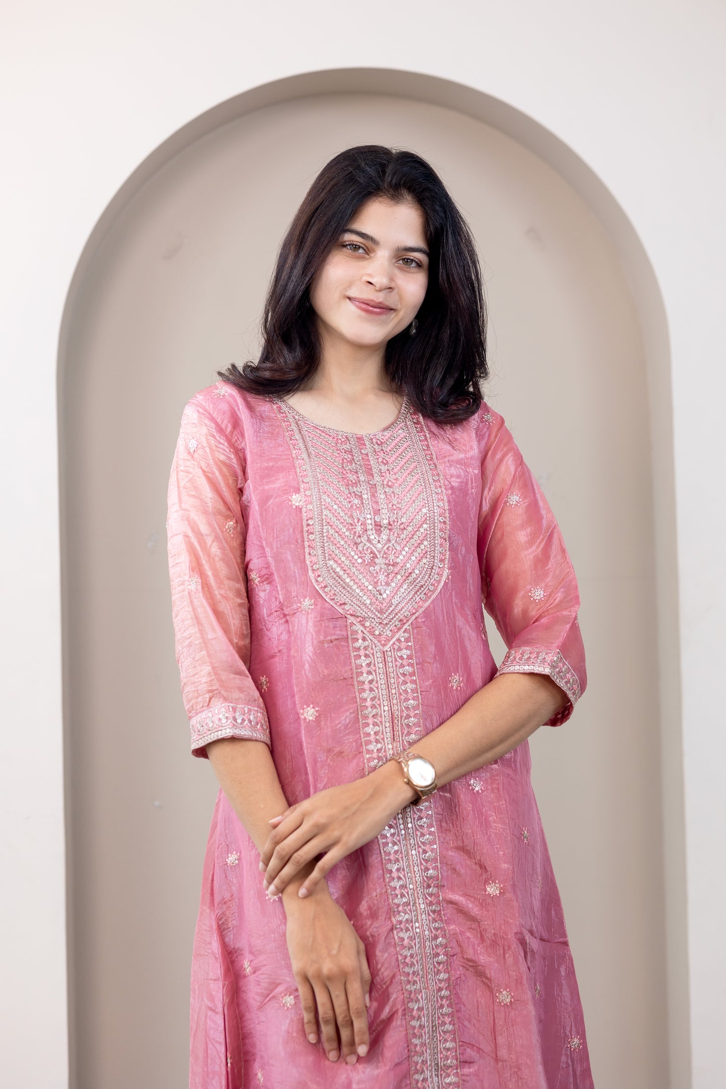 Aaradhya embroided kurti set in pink