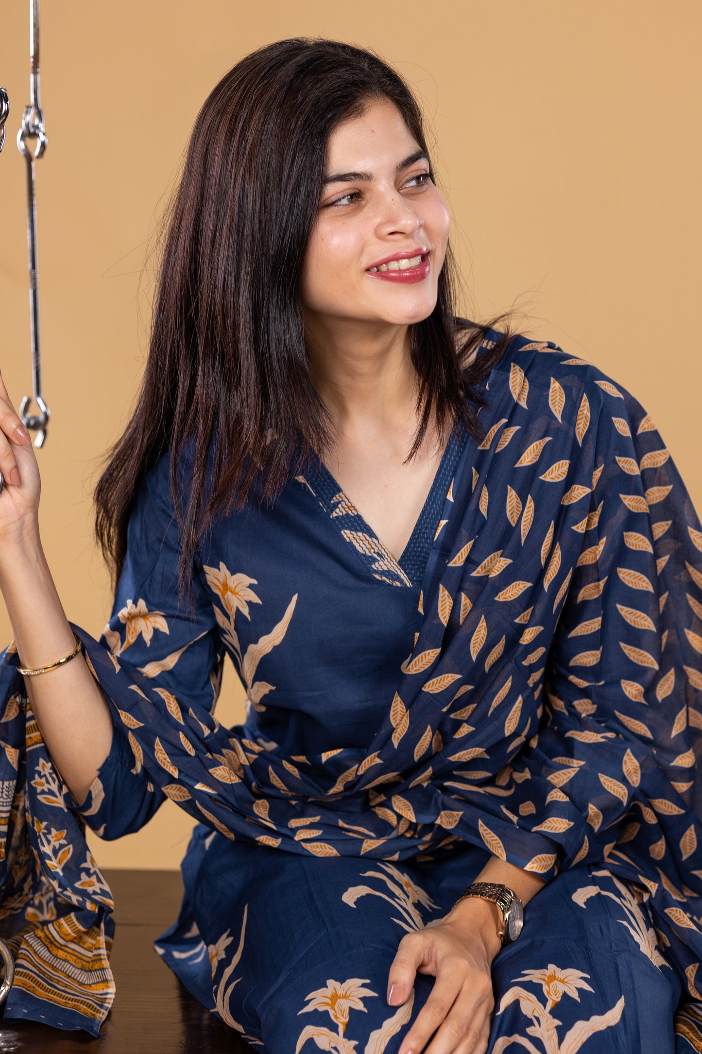 Meenakshi salwar set in blue