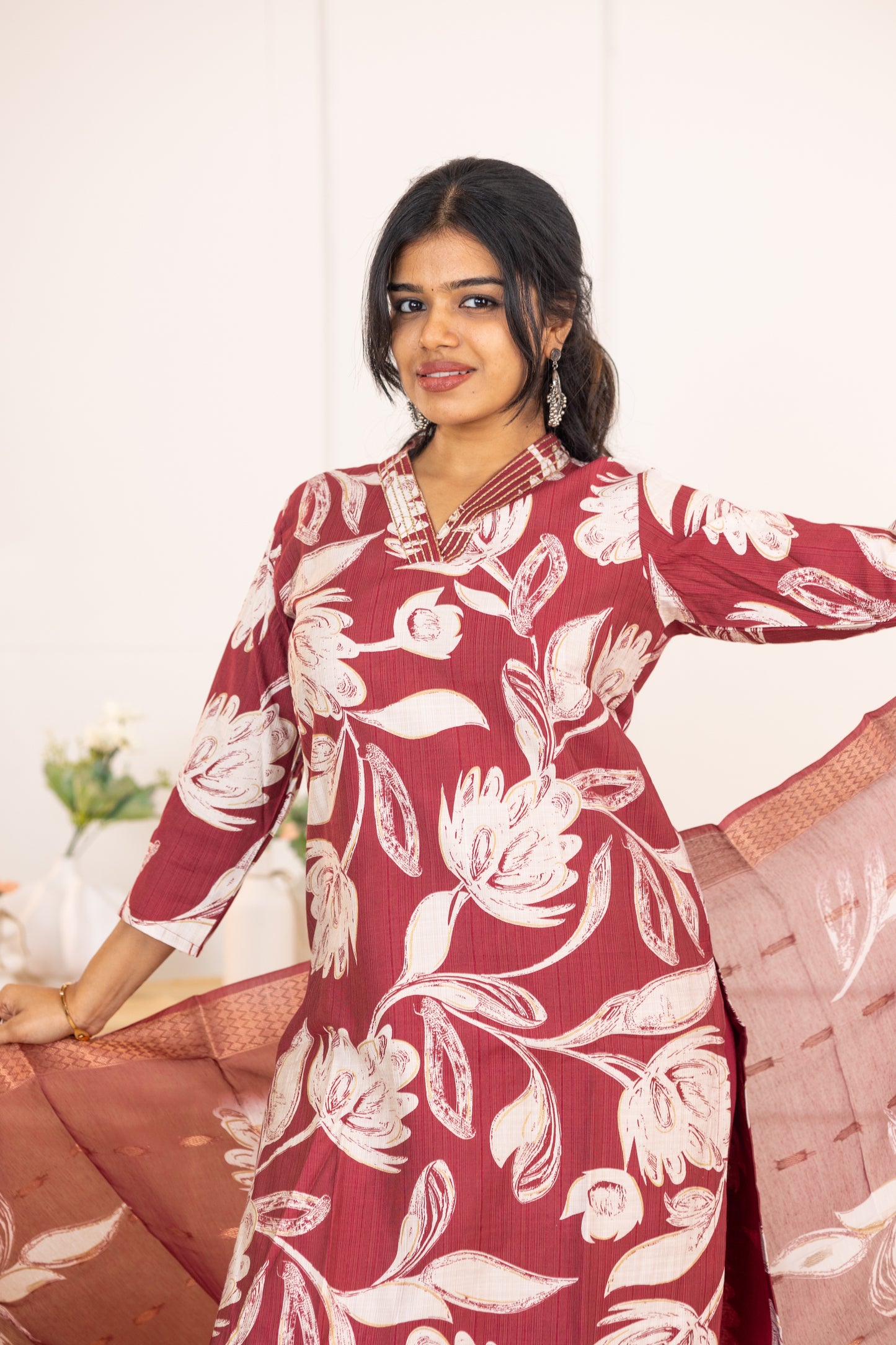 Sahithya salwar set in vintage marooon in vertican fabric