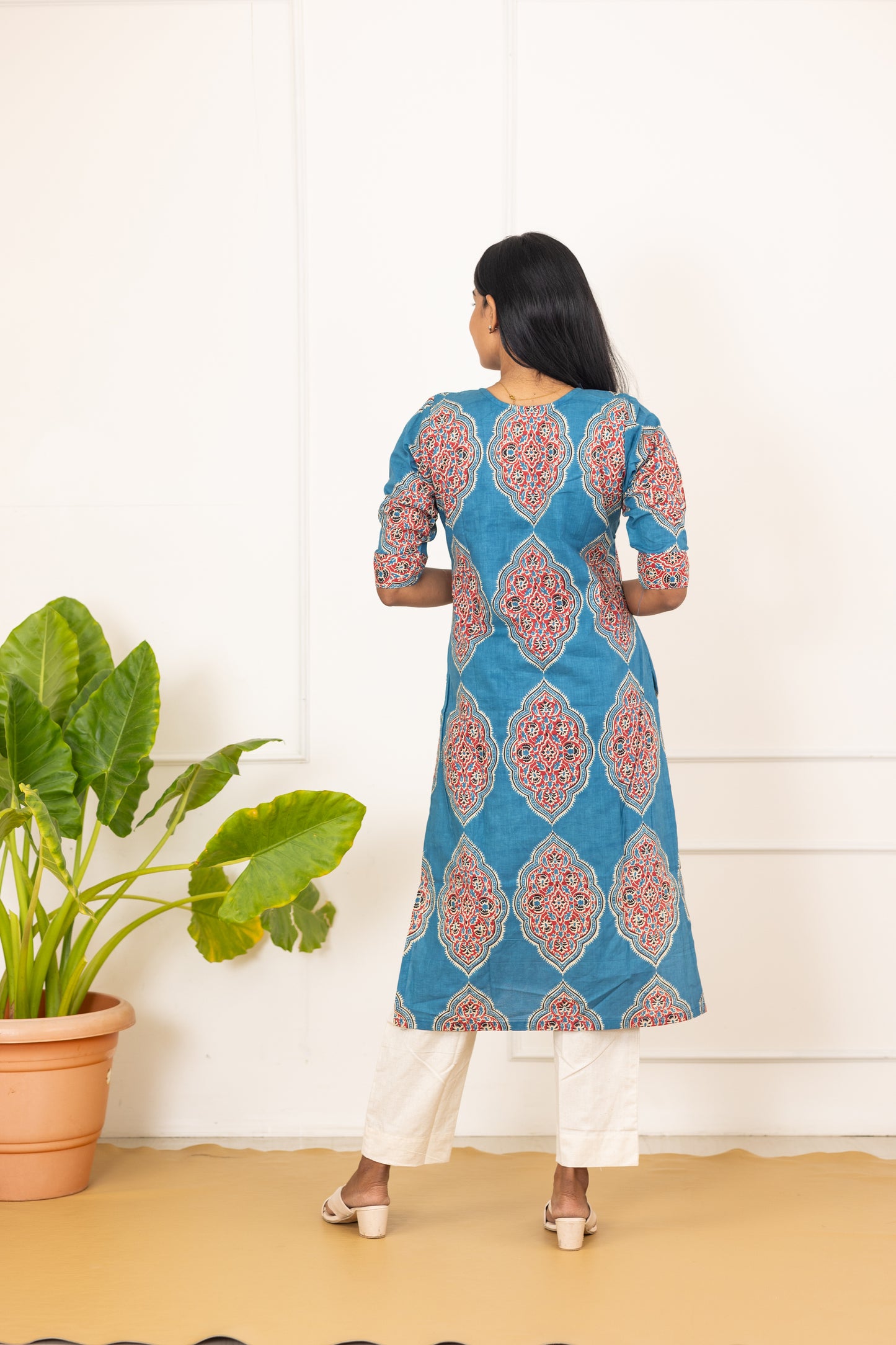 Vismaya cotton kurti in blue