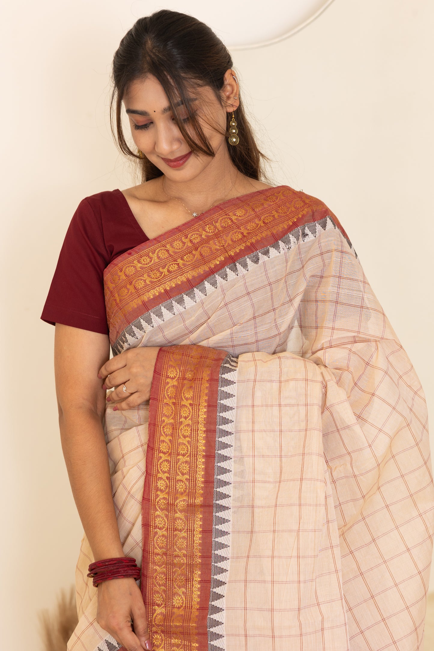 Kadal meengal Cotton saree in soft cream (Own weaving)