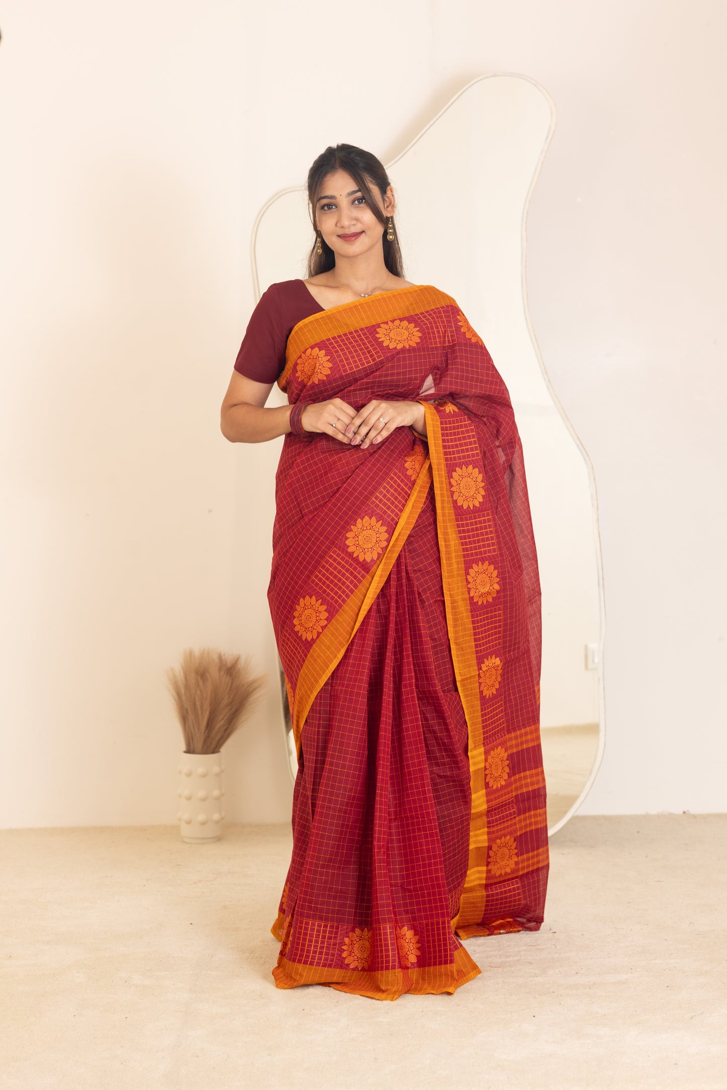 Kadal meengal Cotton saree in red and deep maroon (Own weaving)