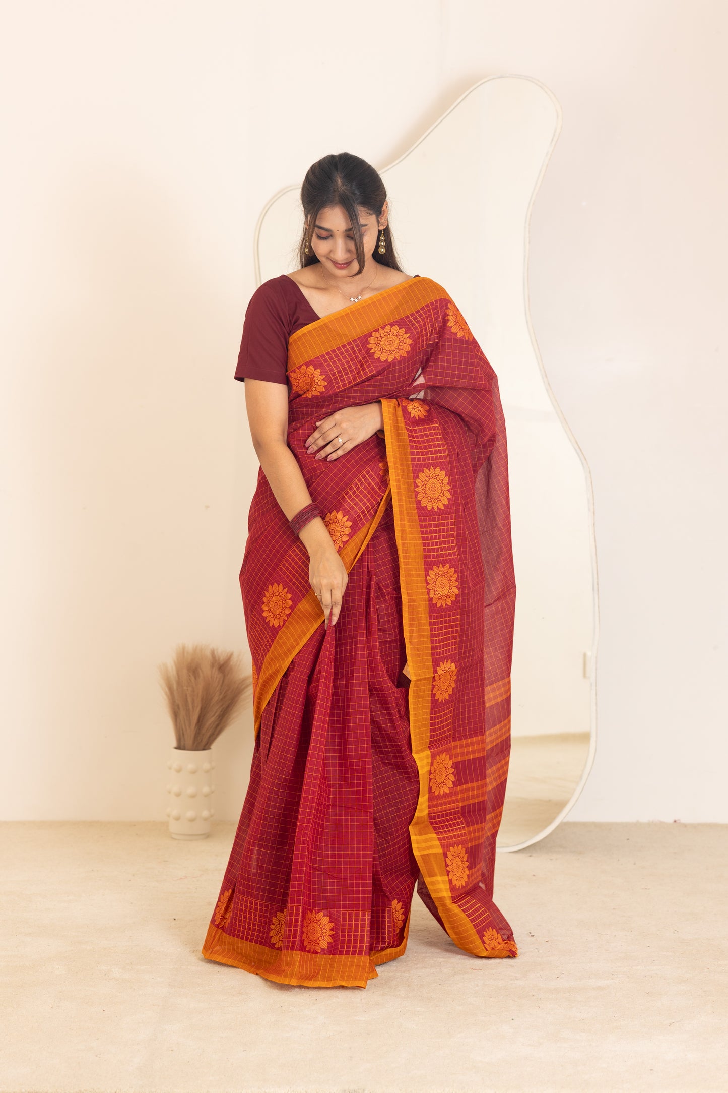 Kadal meengal Cotton saree in red and deep maroon (Own weaving)
