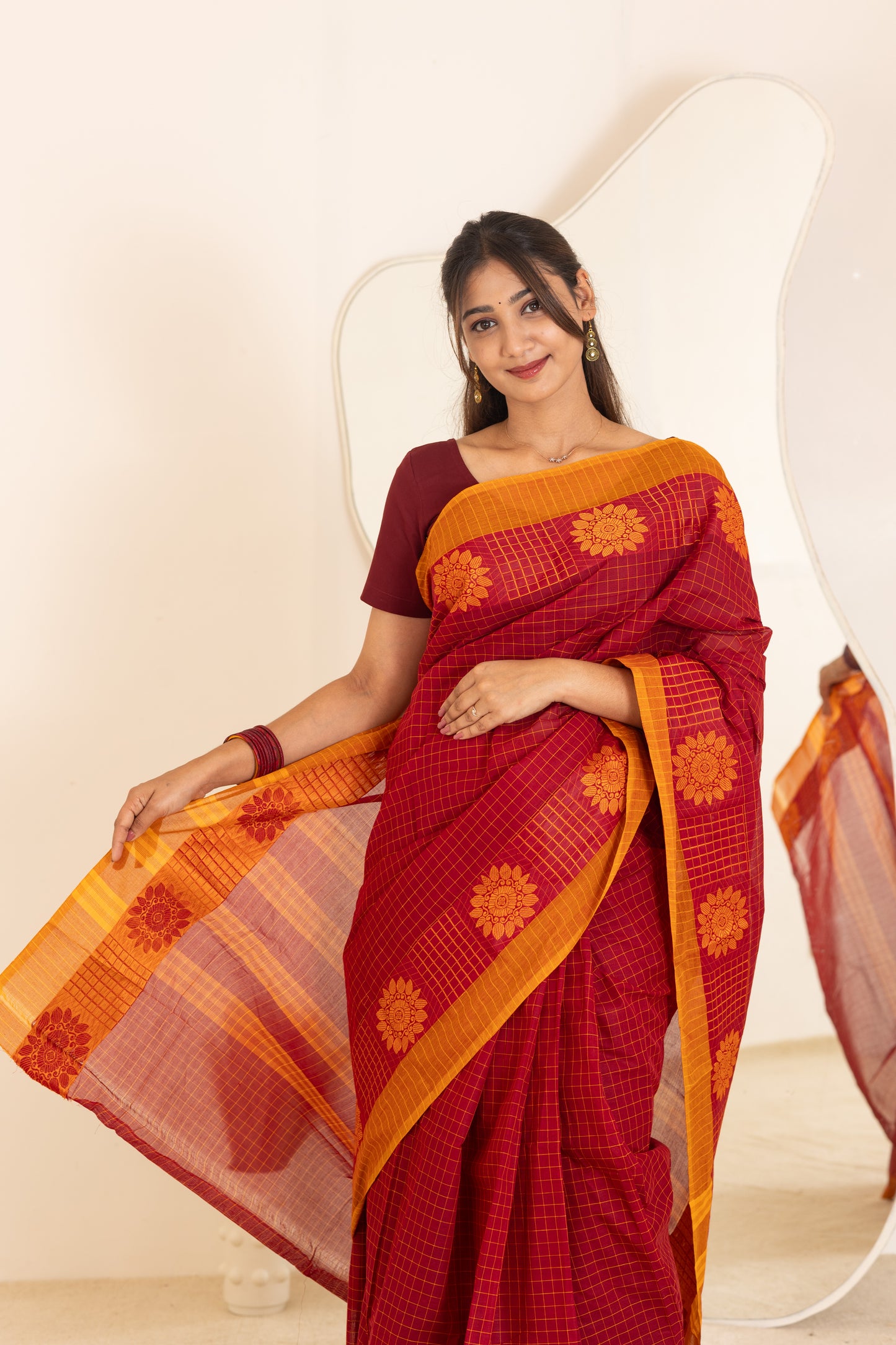 Kadal meengal Cotton saree in red and deep maroon (Own weaving)