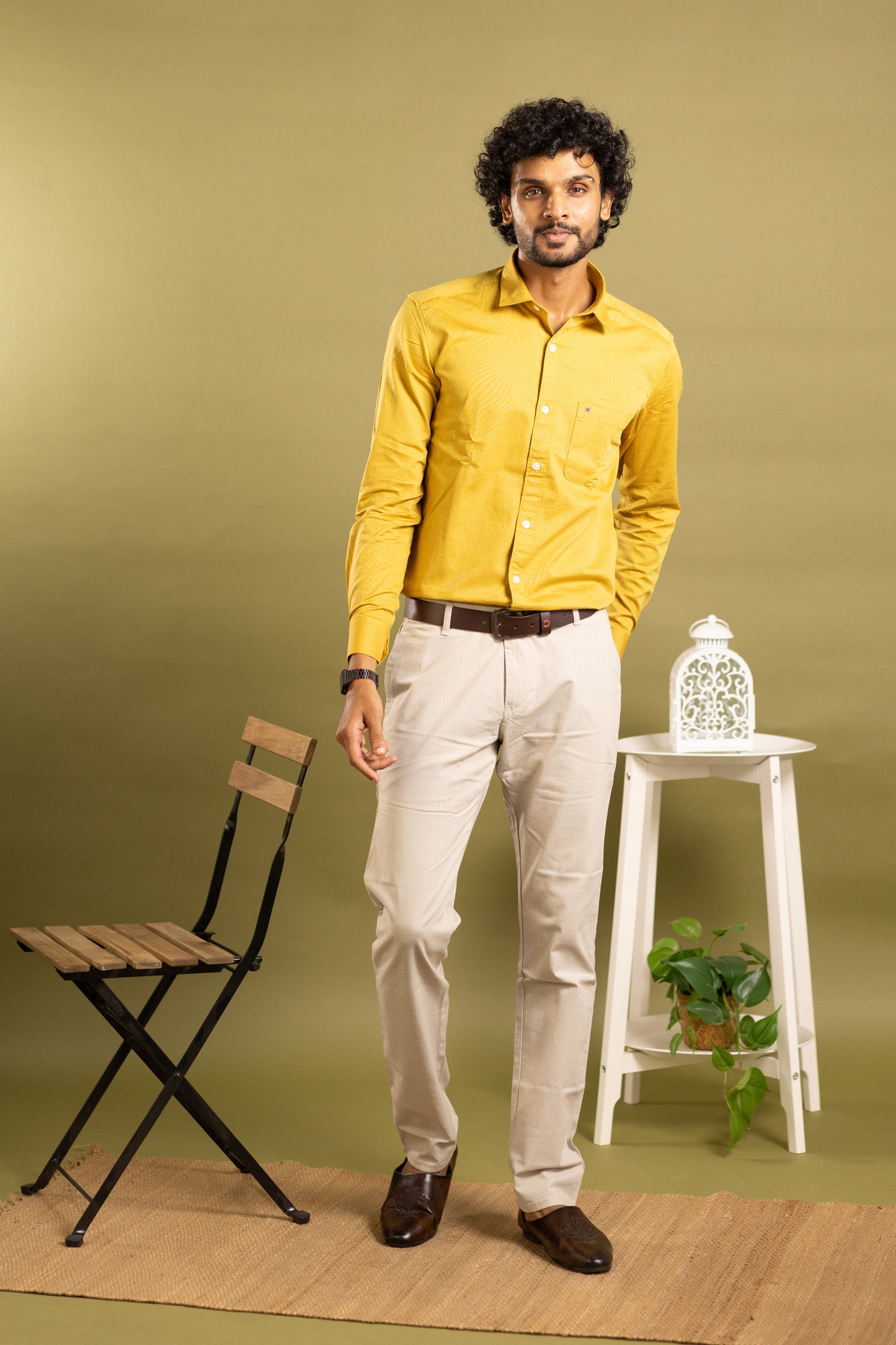 Men's full sleeve solid shirt in mustard yellow