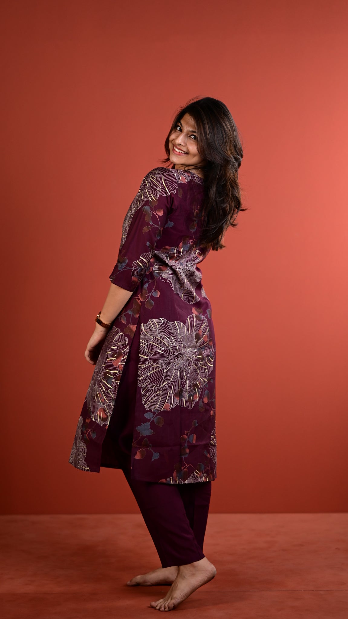 Shradha kurti set in blum in vertican fabric