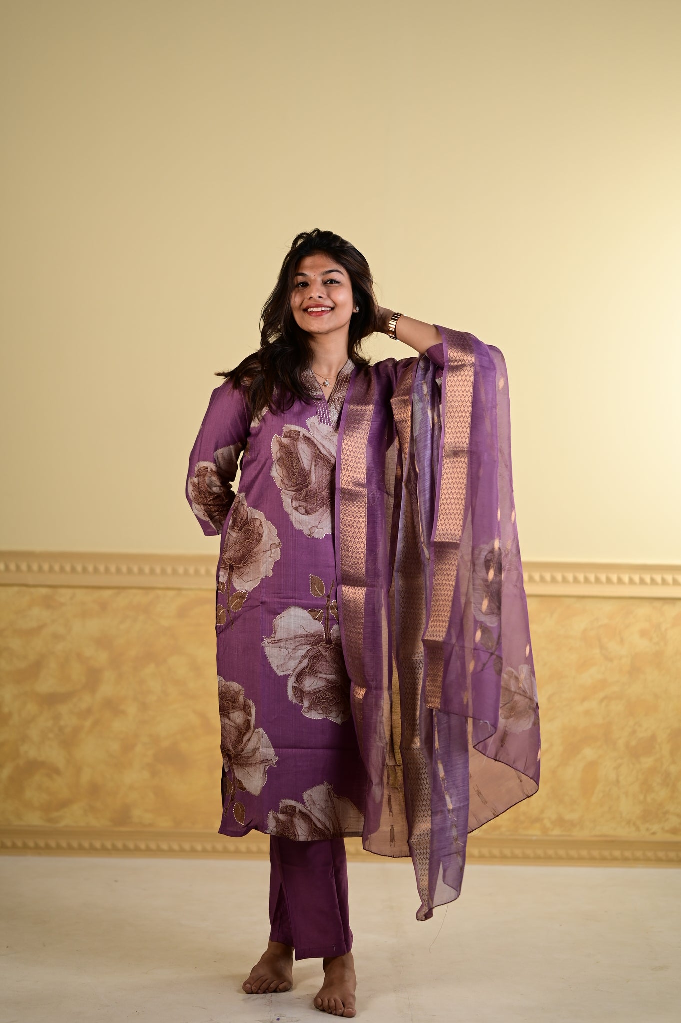 Aaradhana salwar set in maroon with vertican fabric