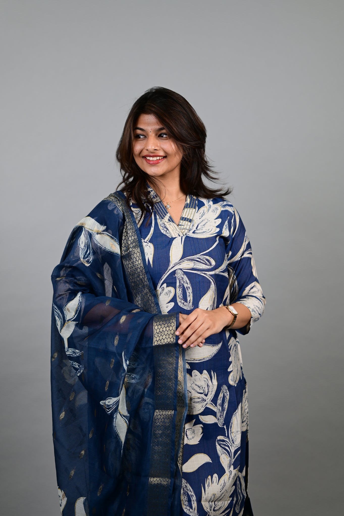 Sahithya salwar set in navy blue with flower design in vertican fabric