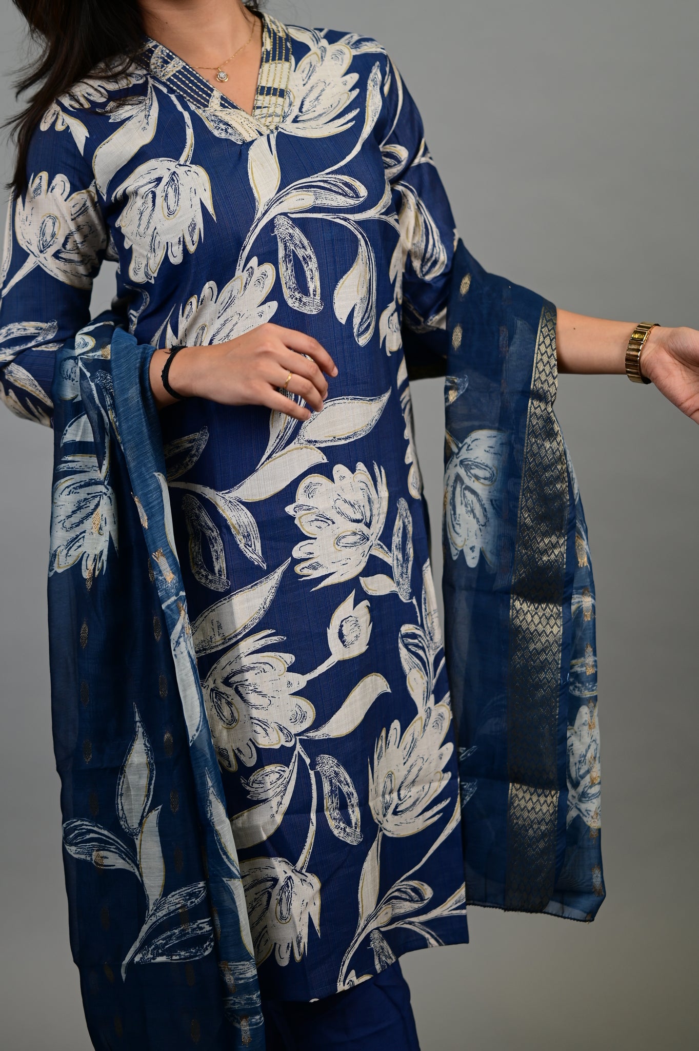 Sahithya salwar set in navy blue with flower design in vertican fabric