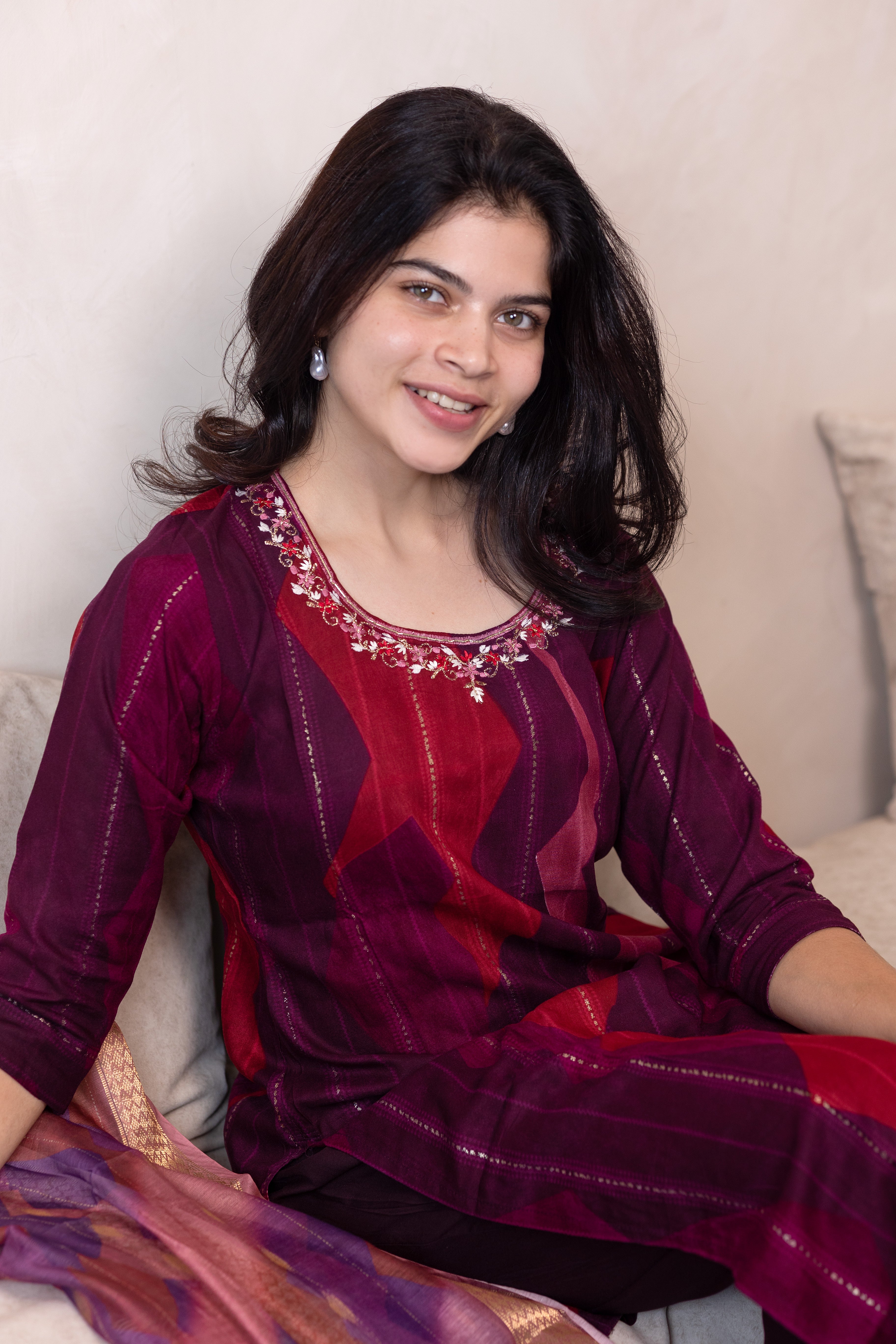 Hemanika embroided salwar set in red