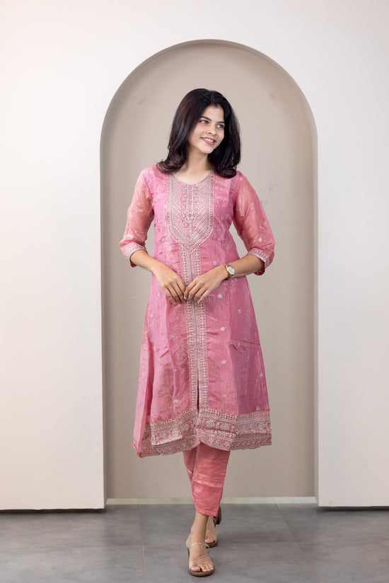 Aaradhya embroided kurti set in pink