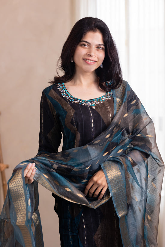 Hemanika embroided salwar set in blue