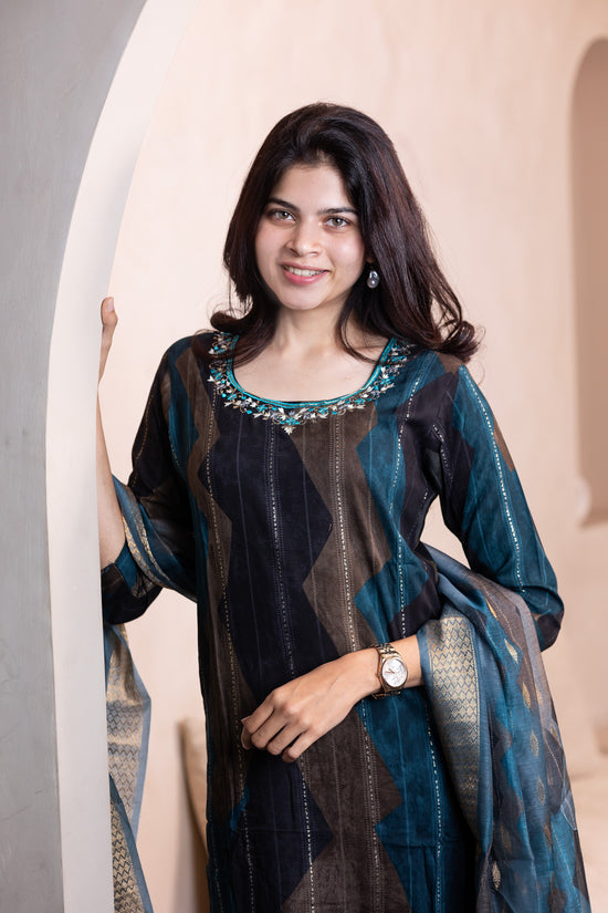Hemanika embroided salwar set in blue