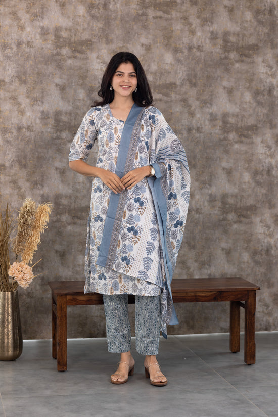 Oviya two tone salwar set in Indigo