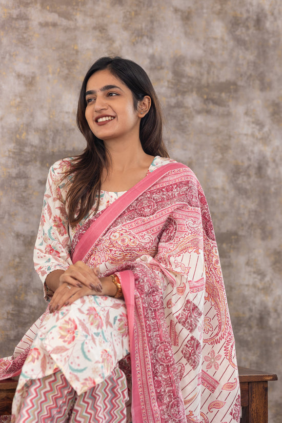 Hridaya salwar set in pink