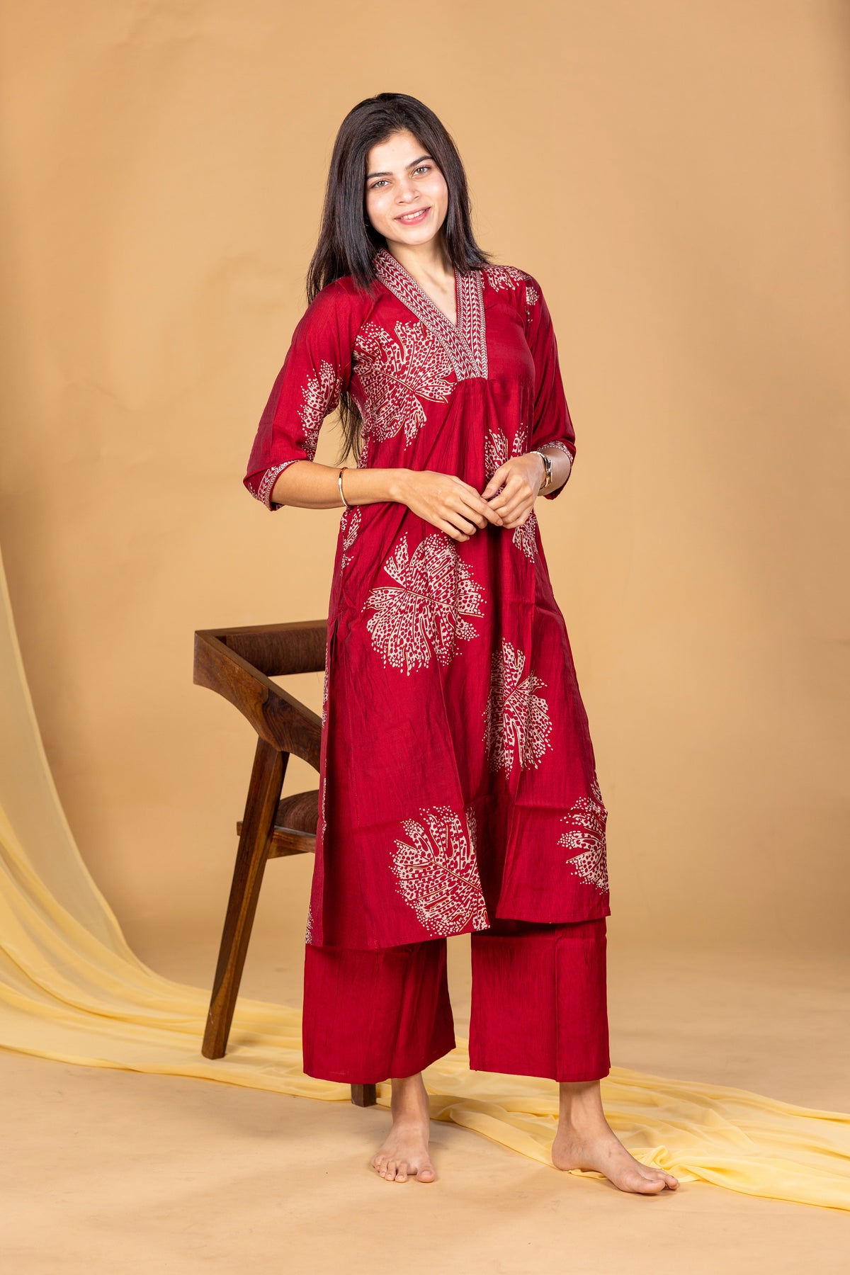 Anvi kurthi and pant set in red