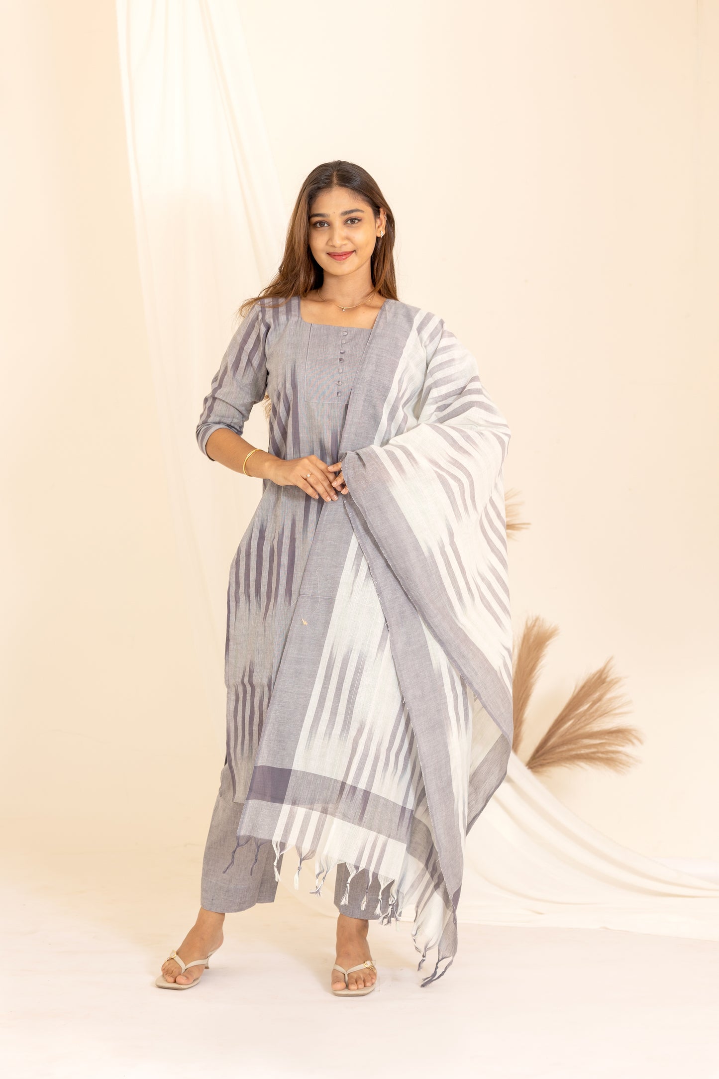 Anvitha handloom ikkat salwar set in grey
