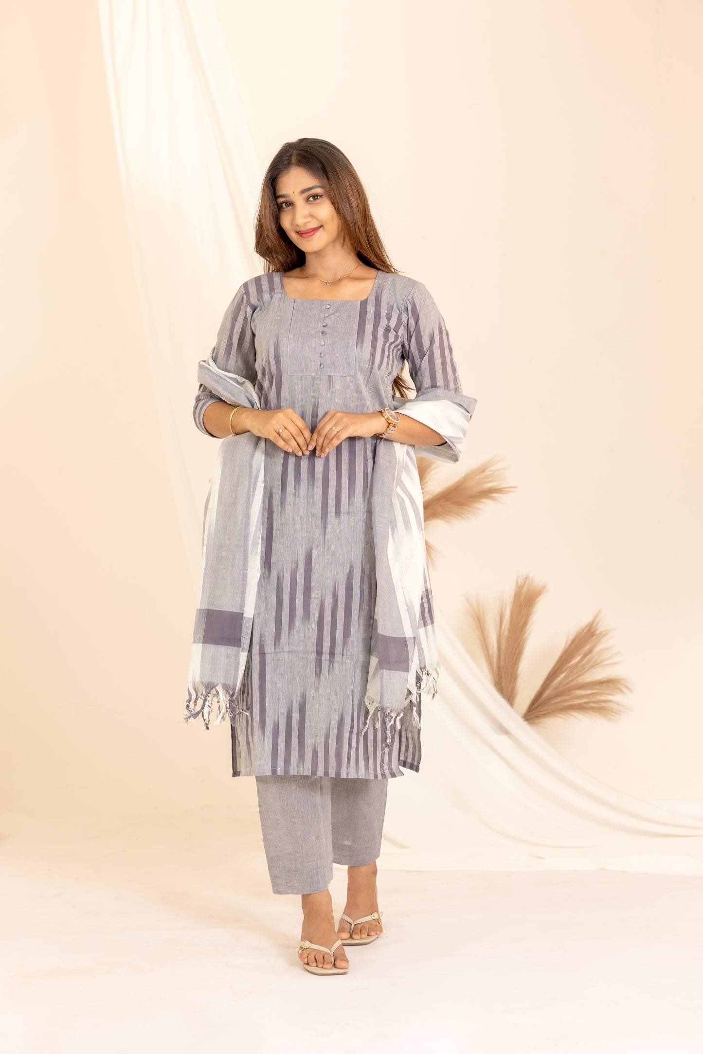 Anvitha handloom ikkat salwar set in grey