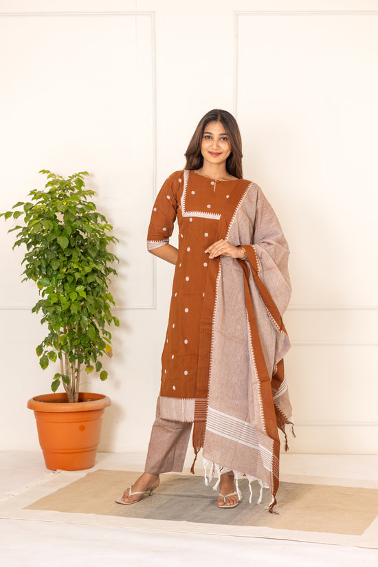 Shravanthi handloom salwar set in brown