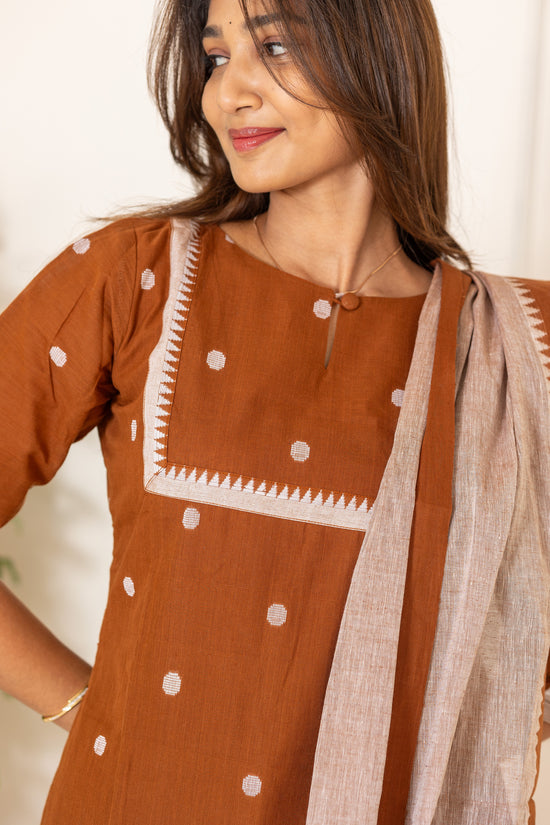 Shravanthi handloom salwar set in brown
