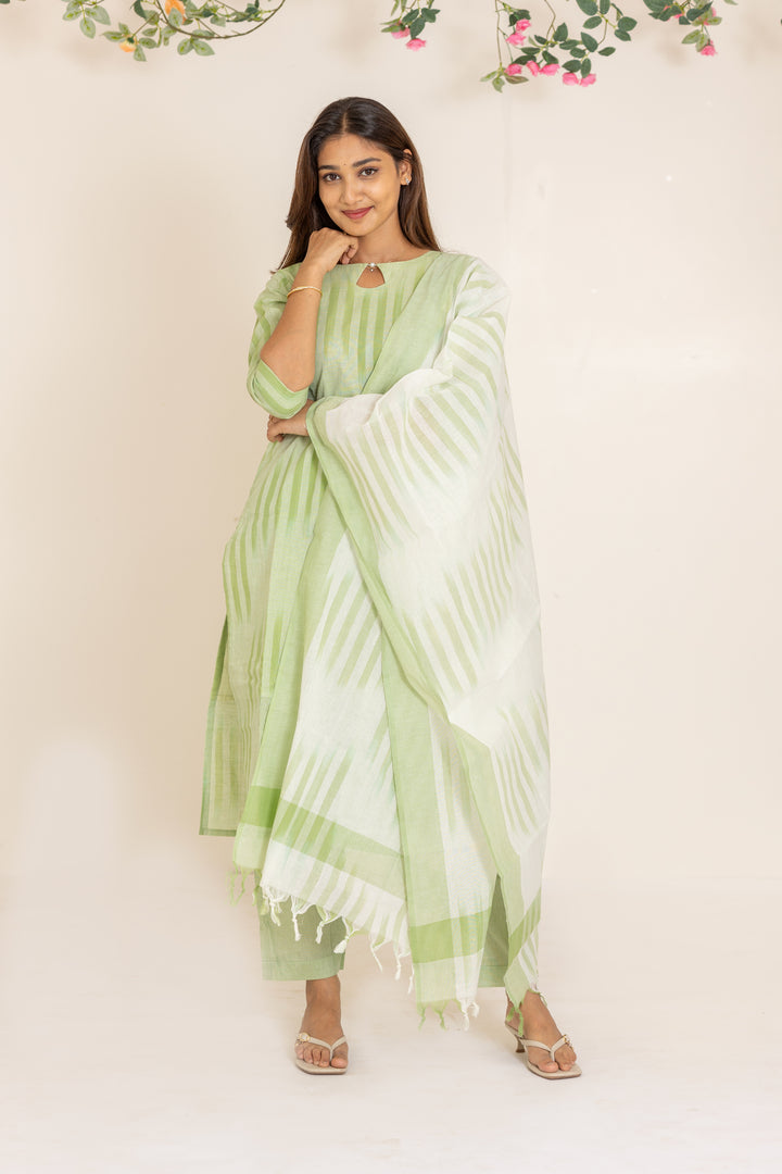 Kanmani handloom cotton salwar set in pista green