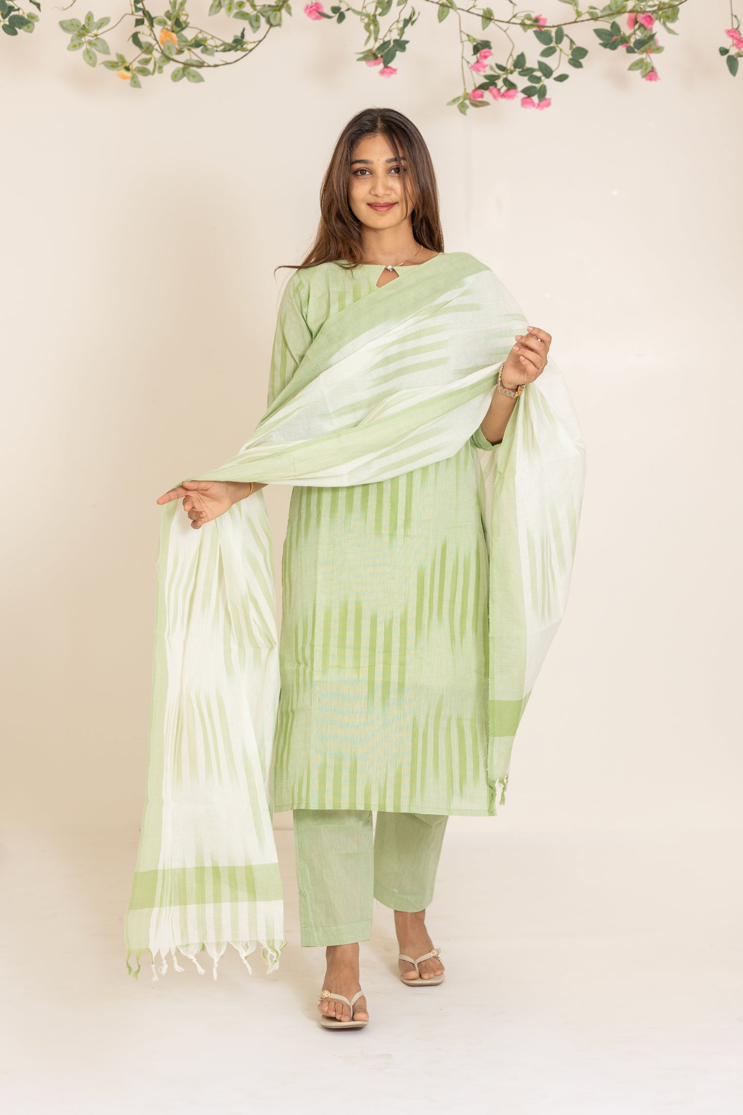 Kanmani handloom cotton salwar set in pista green