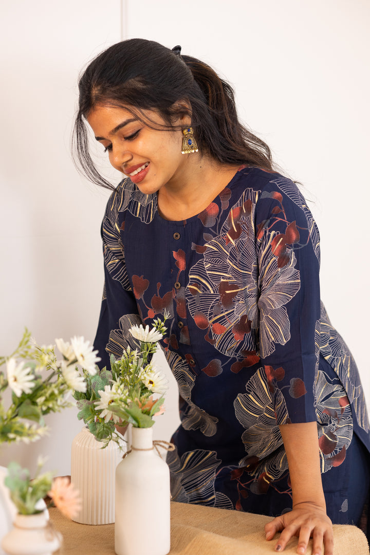 Shradha kurti set in navy blue in vertican fabric