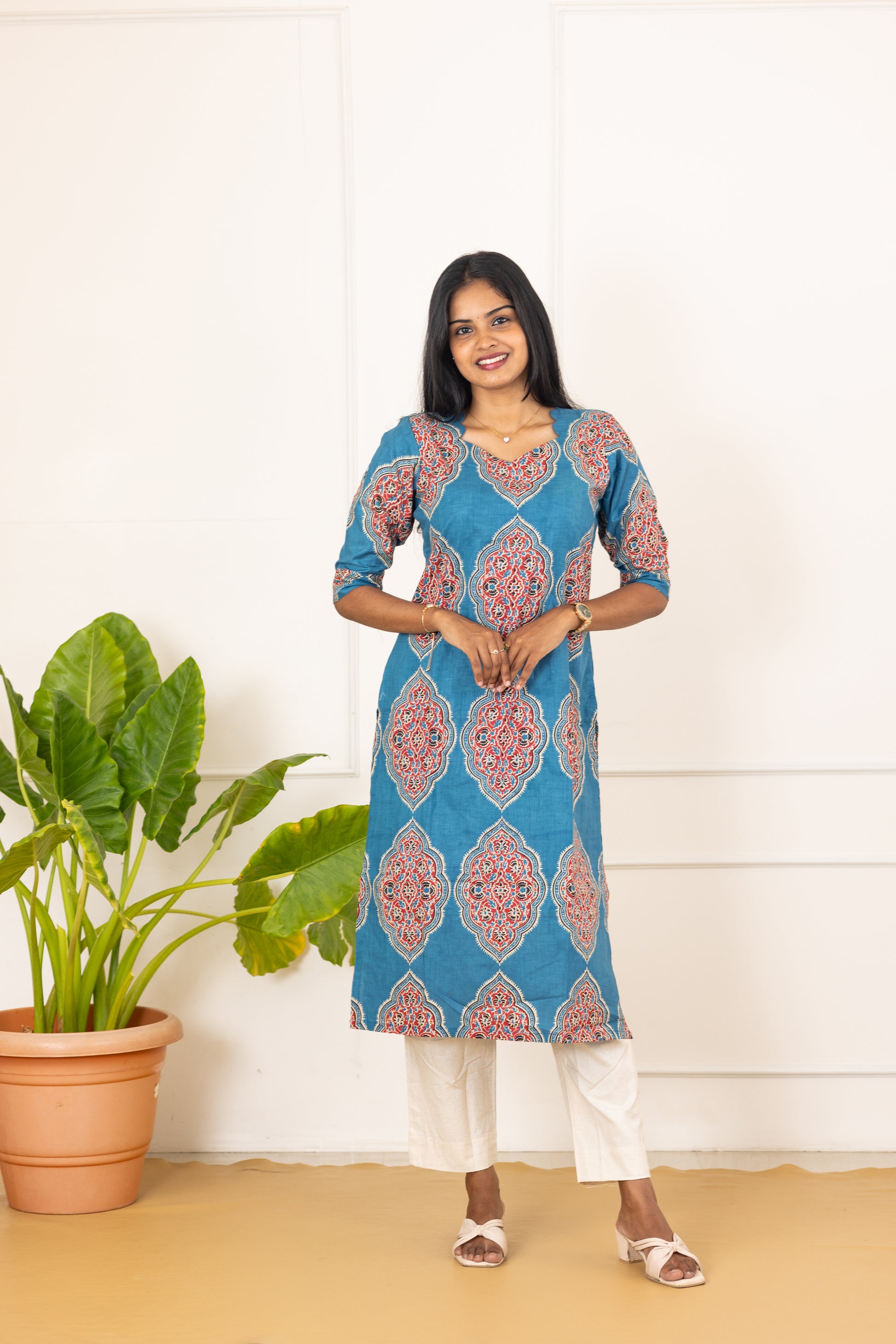Vismaya cotton kurti in blue