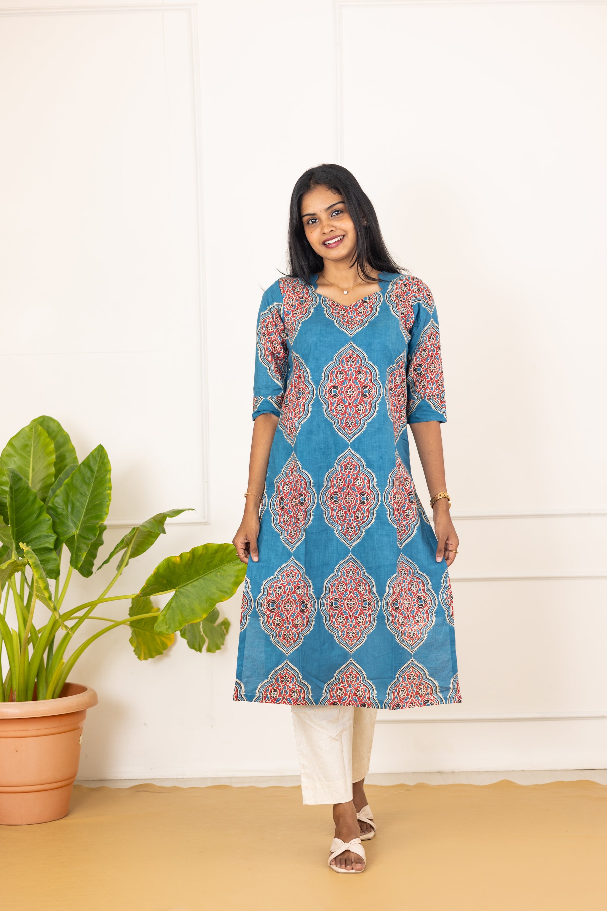 Vismaya cotton kurti in blue