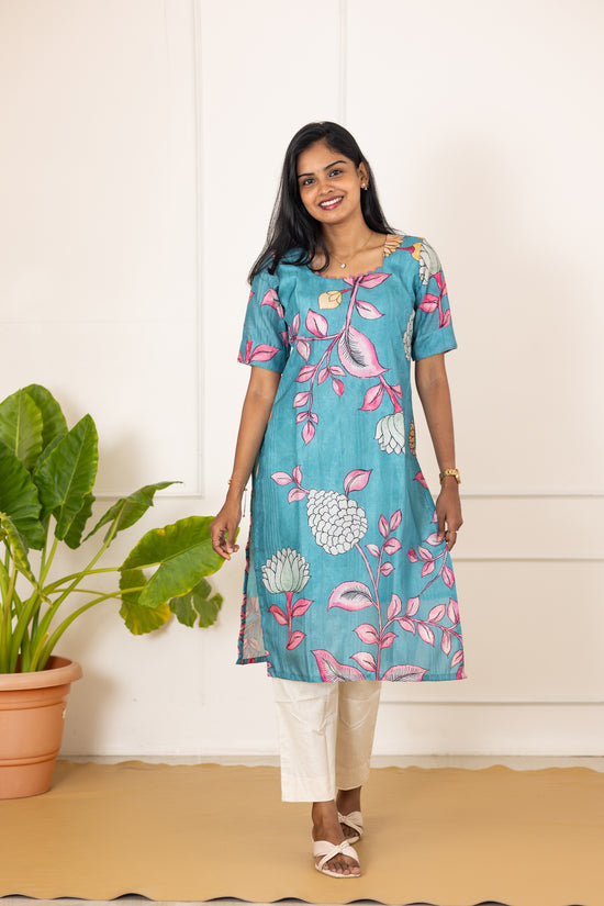 Nivedha cotton kurti in blue