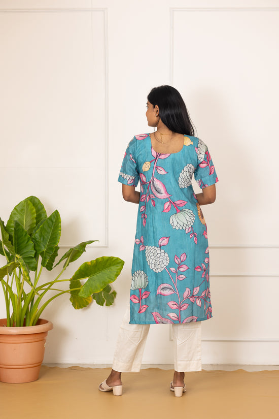Nivedha cotton kurti in blue