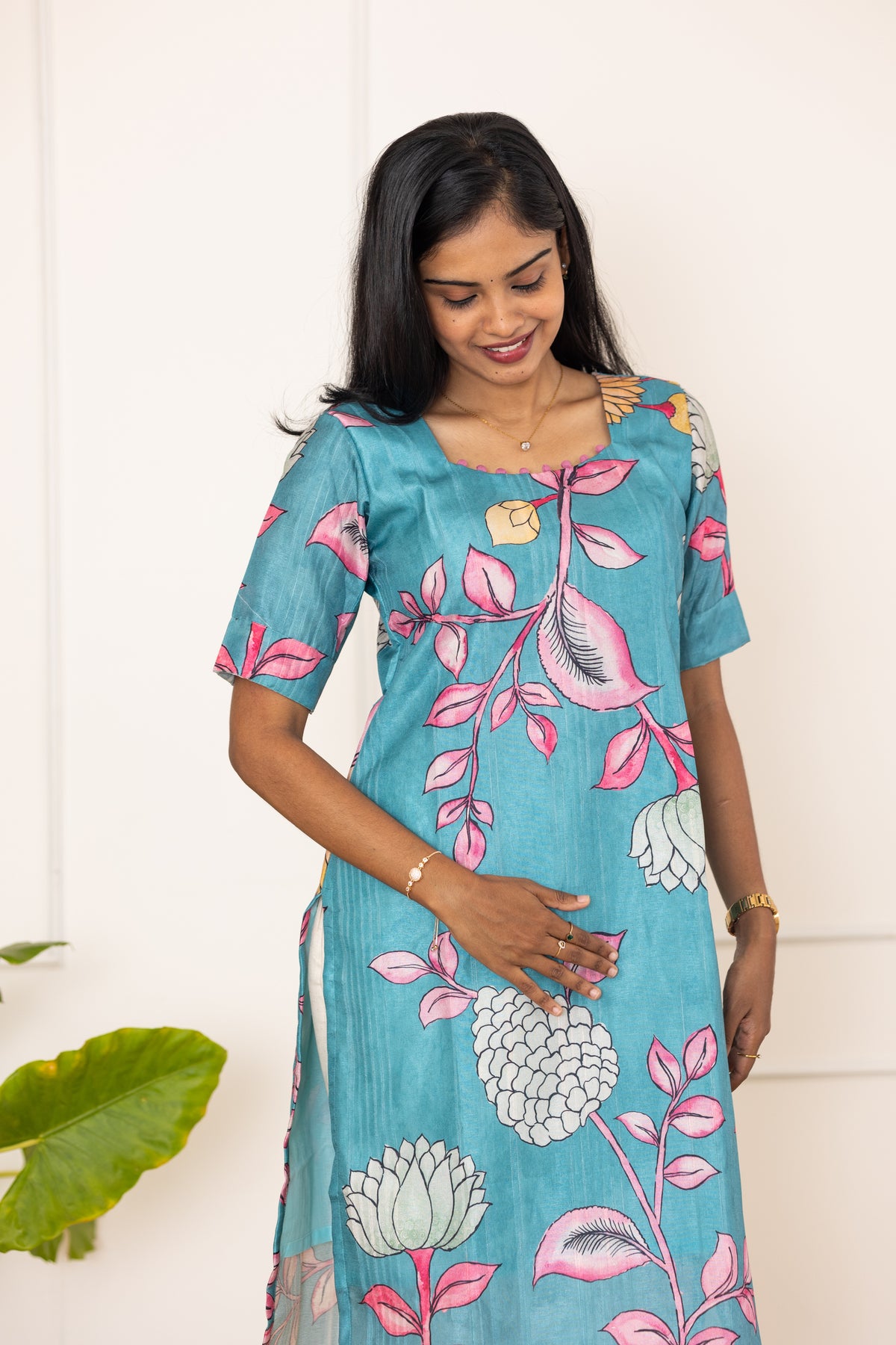 Nivedha cotton kurti in blue