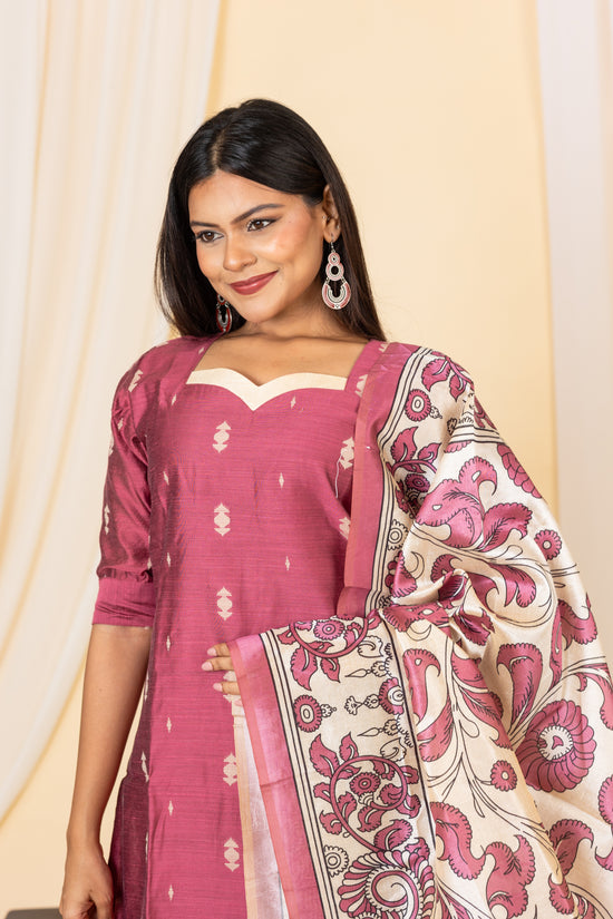 Akshaya salwar set in pink