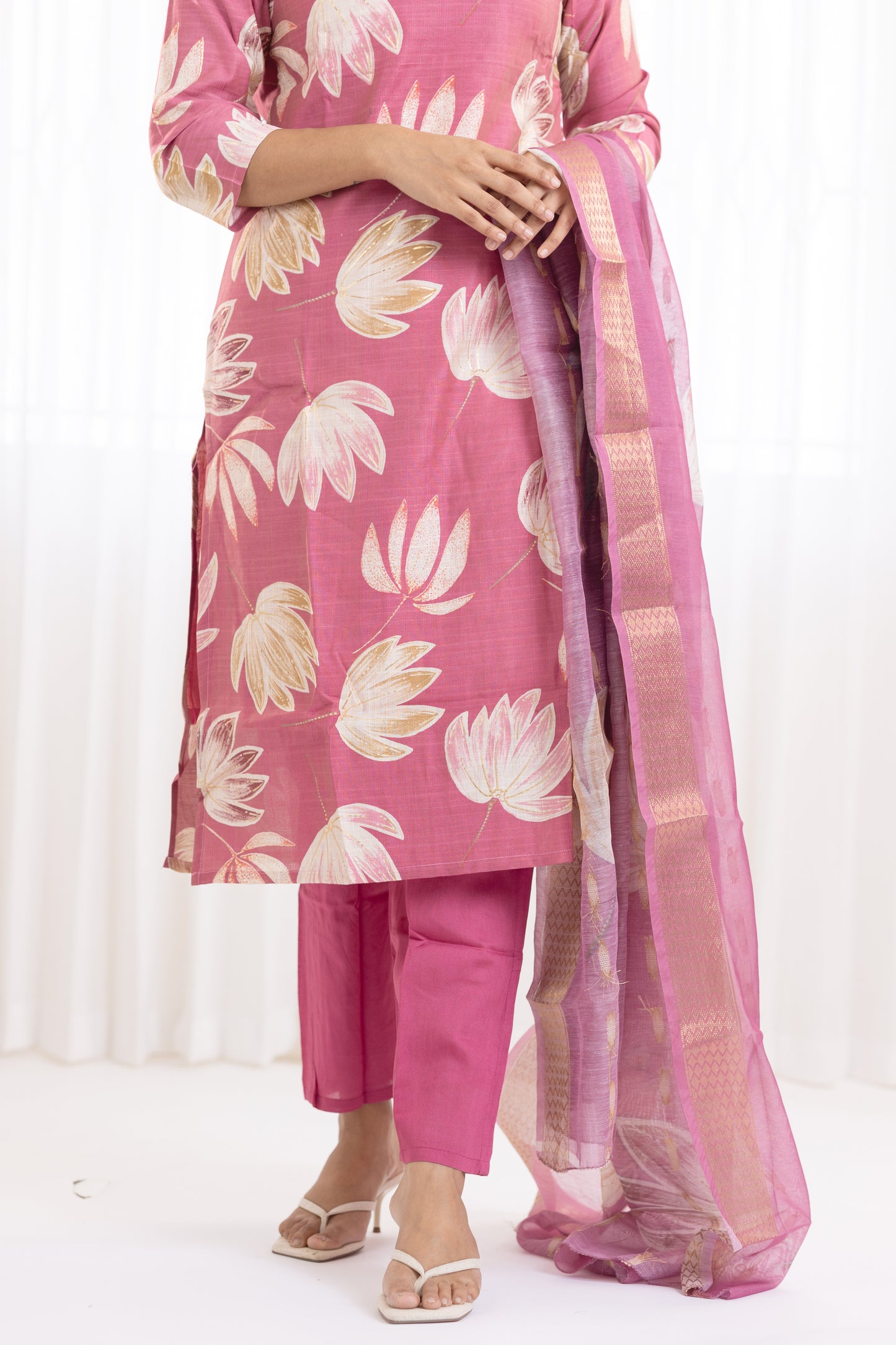 Akshara salwar set in peach