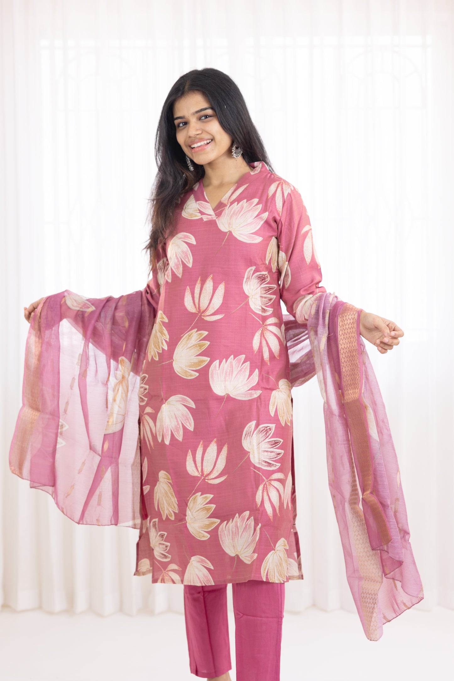 Akshara salwar set in peach