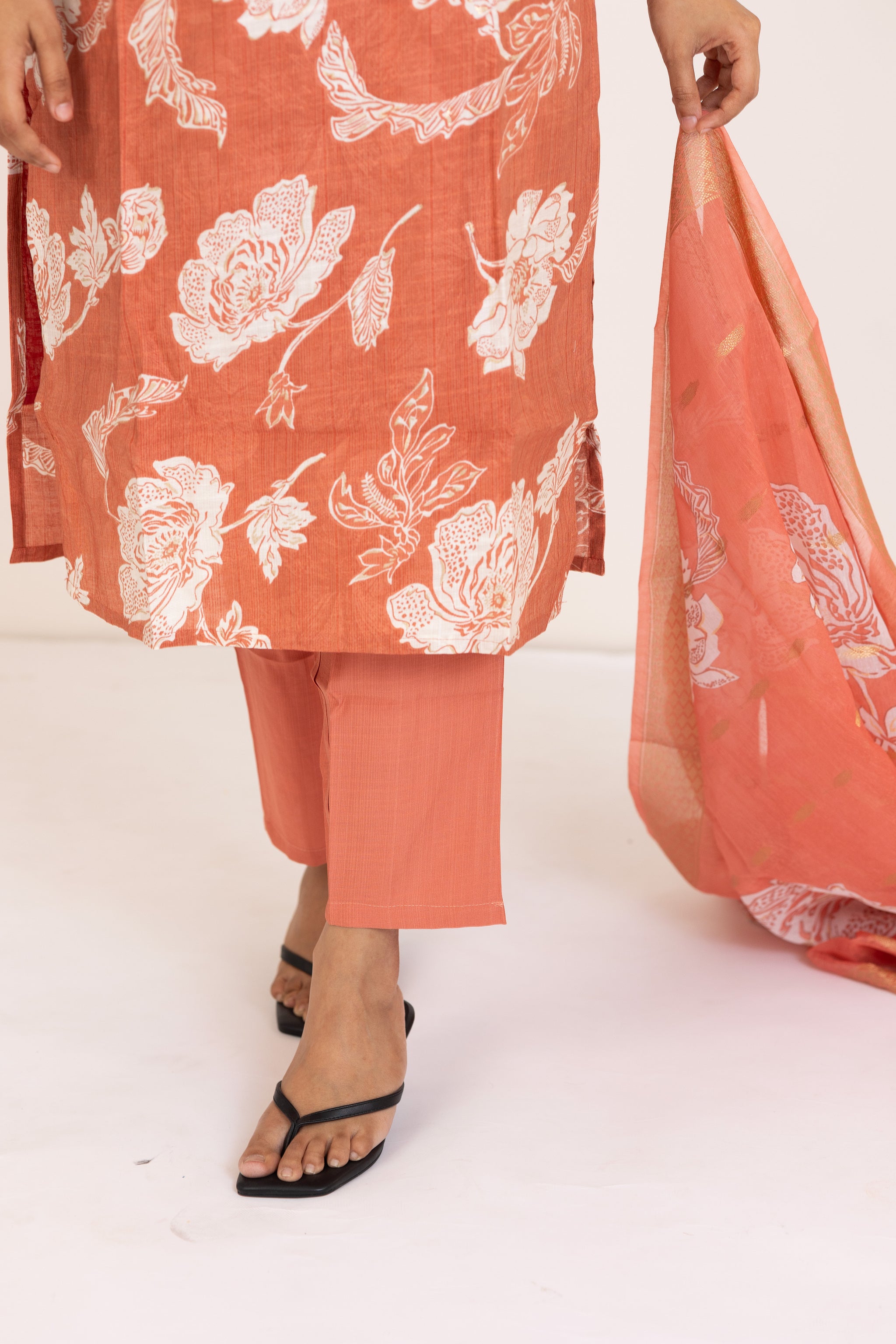 Shreya salwar set in pastel maroon in vertican fabric