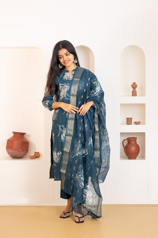 Samyuktha printed salwar set in blue