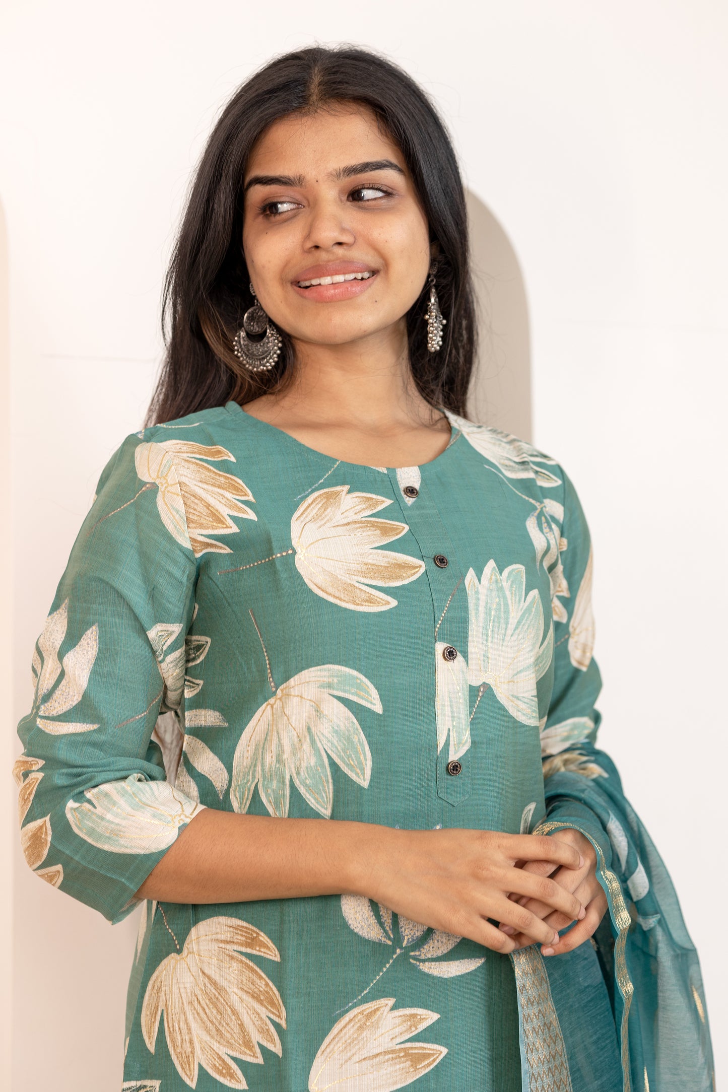 Akshara salwar set in green