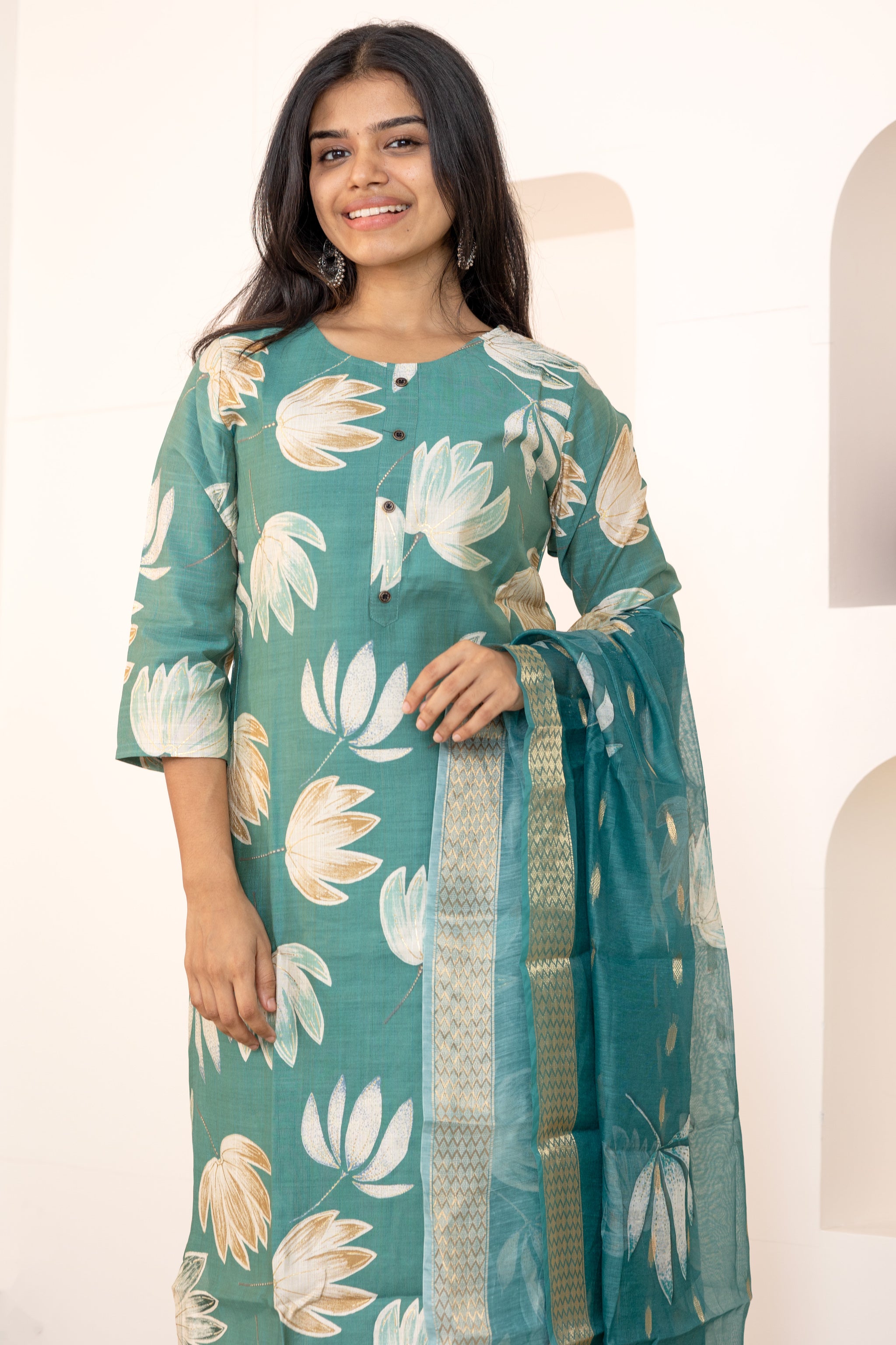 Akshara salwar set in green