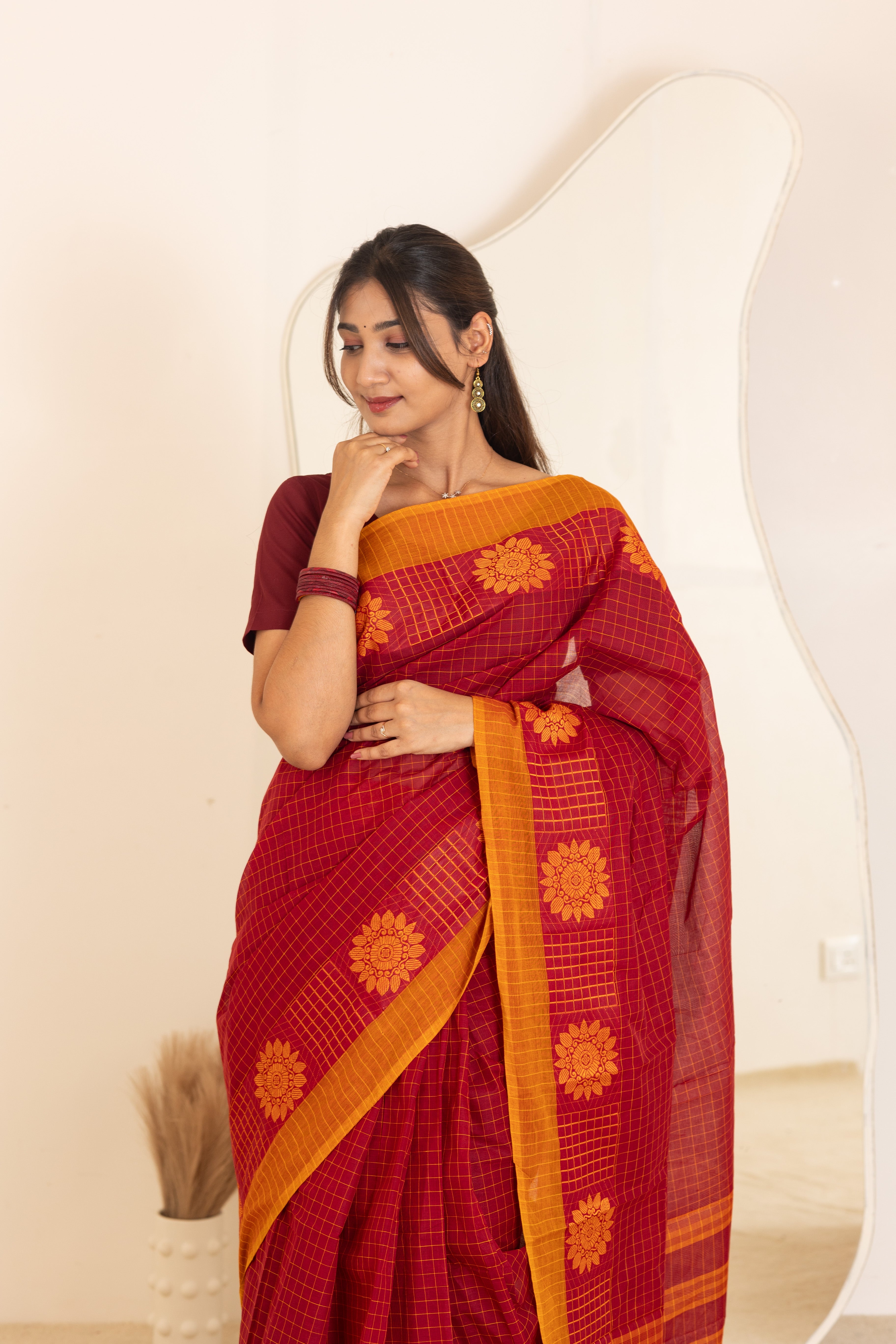 Kadal meengal Cotton saree in red and deep maroon (Own weaving)