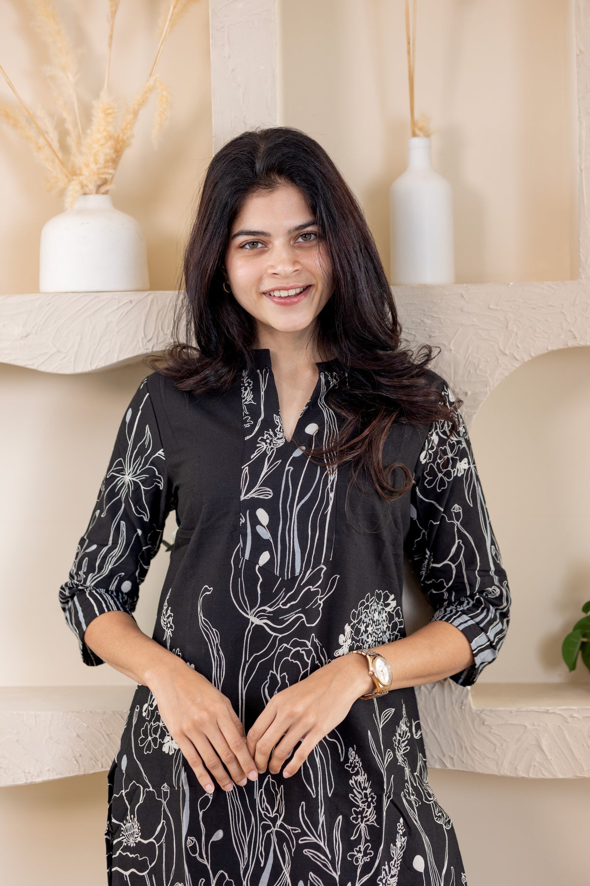 Sierra kurti set in black