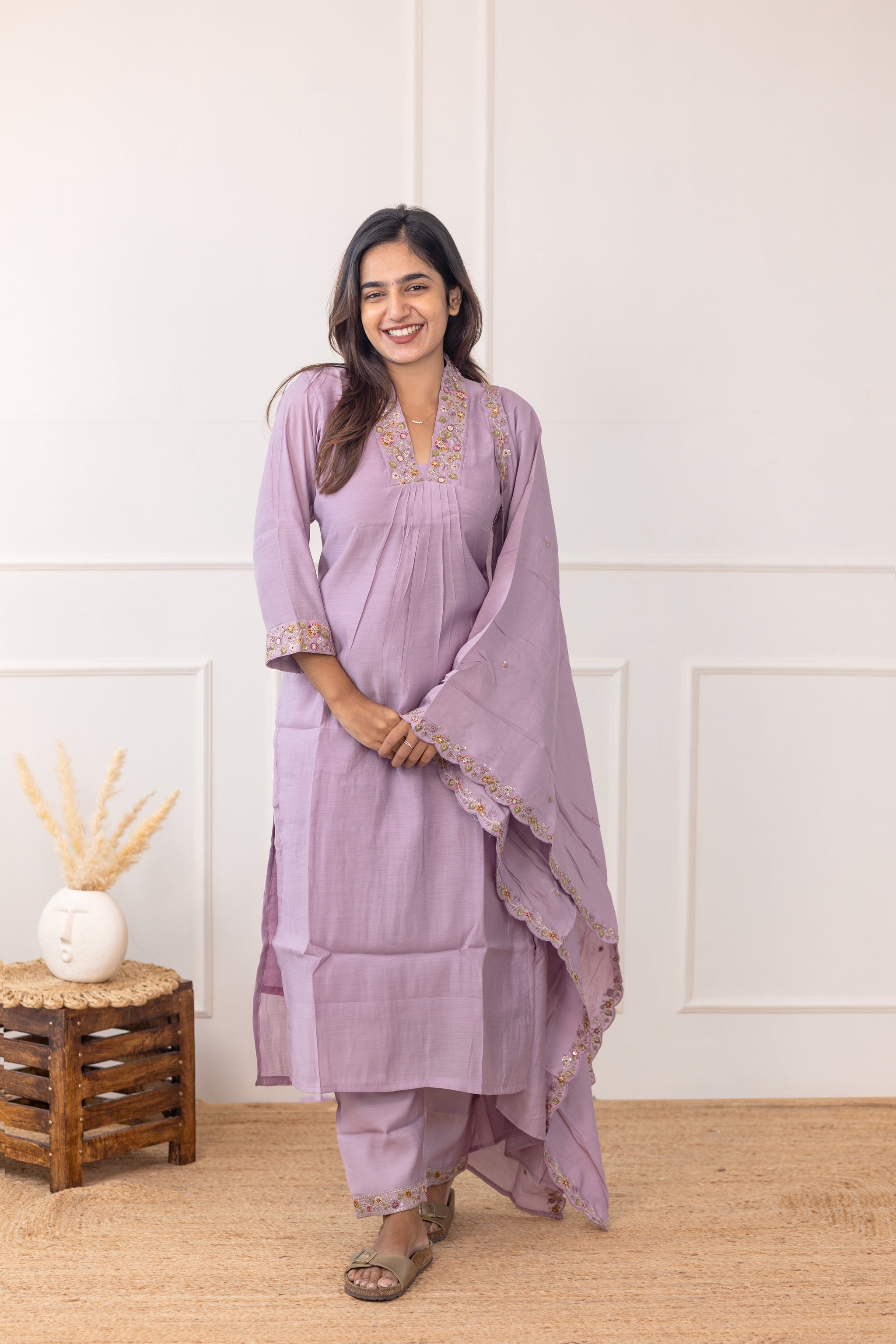 Tanishka embroided salwar set in light lavender (Mul chanderi)
