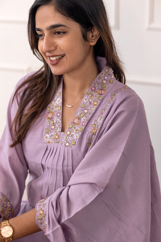 Tanishka embroided salwar set in light lavender (Mul chanderi)