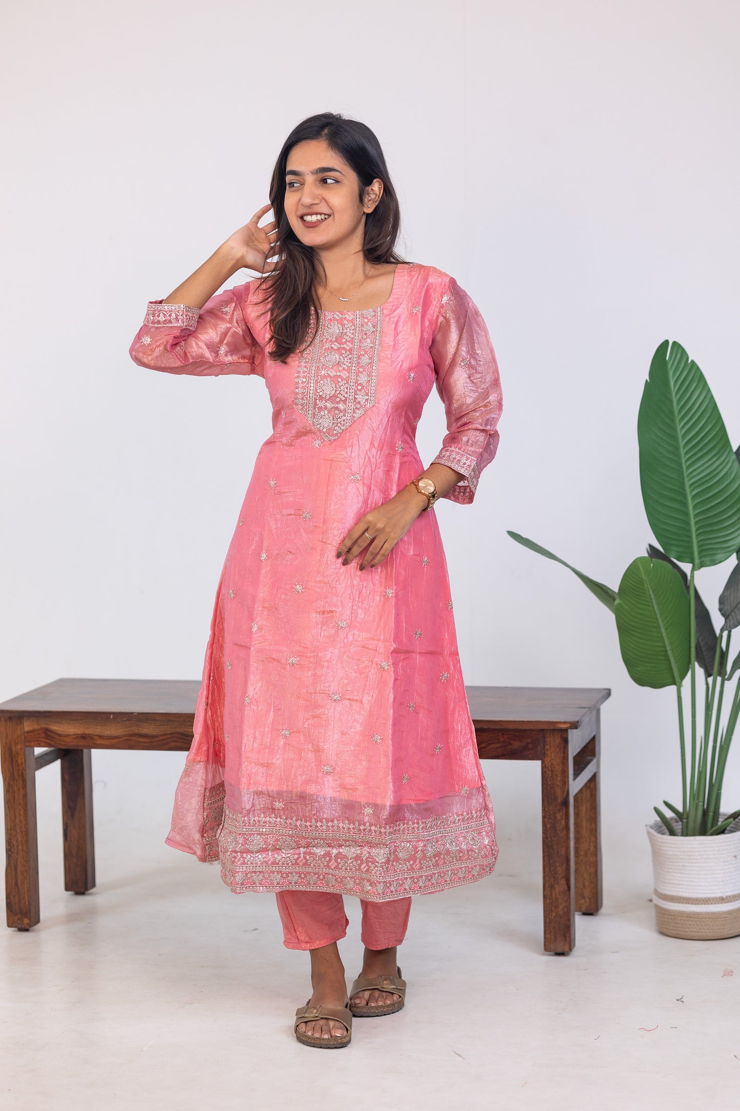 Zamira embroided kurti set in pink