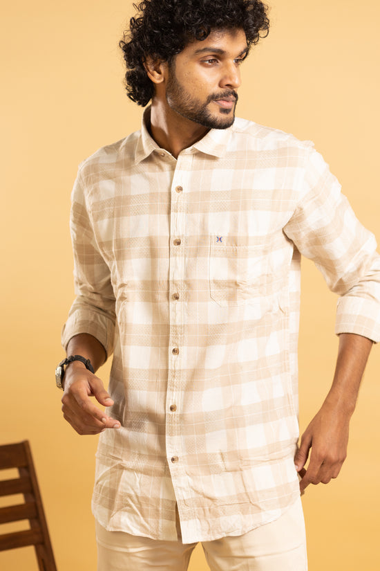 Men's full sleeve shirt in plaid pattern with beige and cream