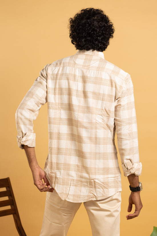 Men's full sleeve shirt in plaid pattern with beige and cream