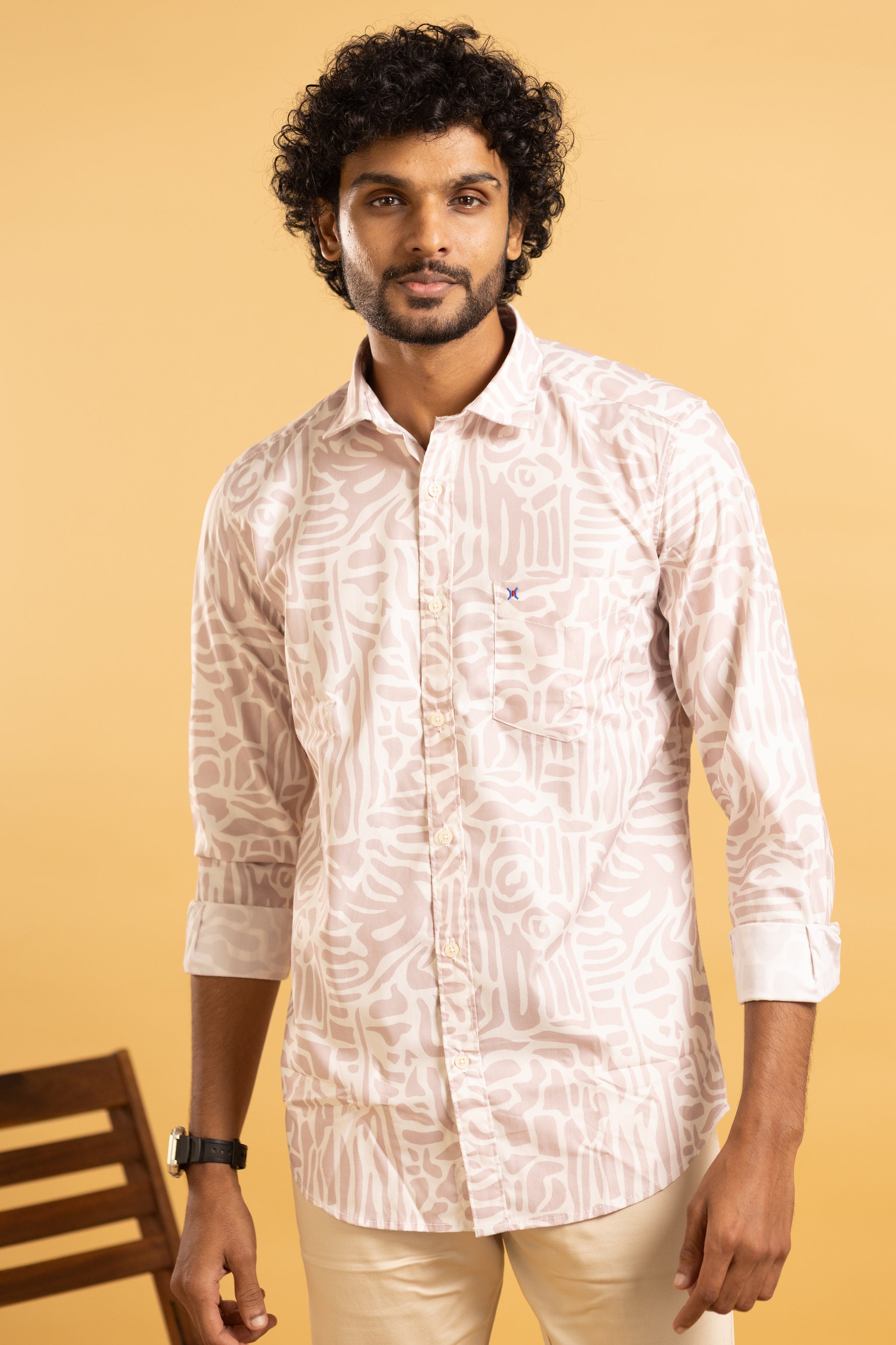 Men's full sleeve shirt in ivory with a floral print