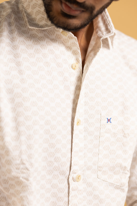 Men's full sleeve shirt in beige with a subtle geometric print