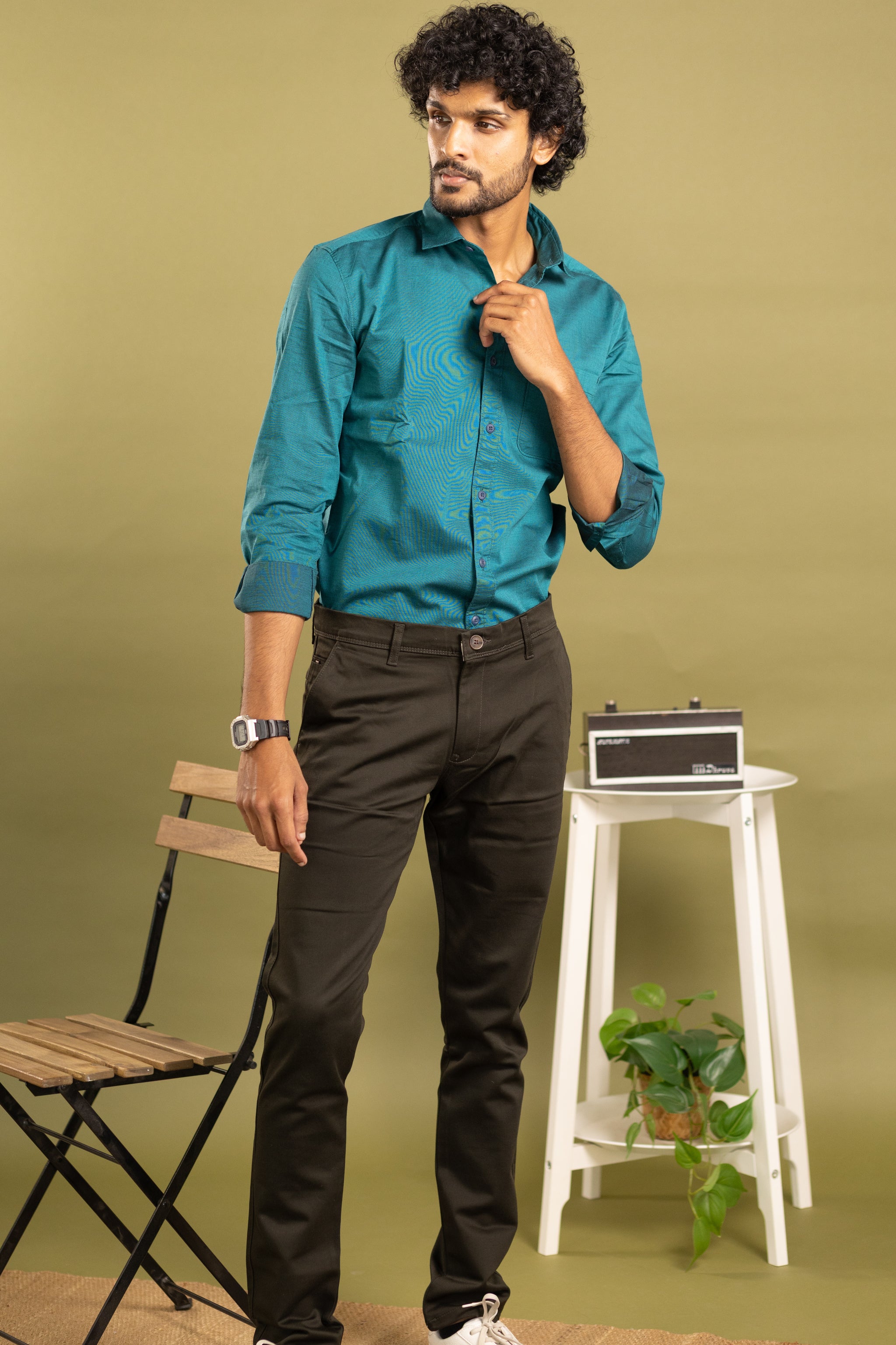 Men Cotton Pant in dark brown colour