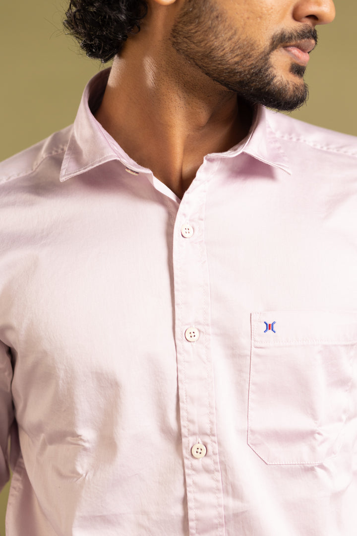 Men's full sleeve solid shirt in light  lilac